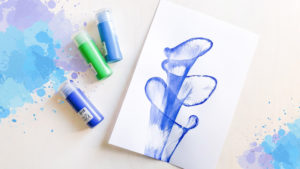 Рисуем нитками и красками на бумаге