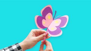 Игрушка «Бабочка» из бумаги